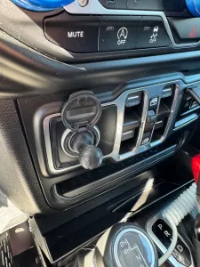 Automotive Plug RAM Mount (20mm)