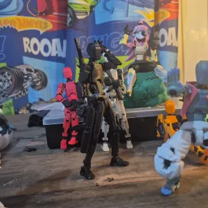 figure articulated
