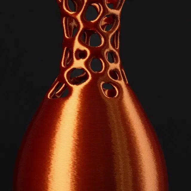 Decorative Vase with a touch of Voronoi — Image 3 of 4