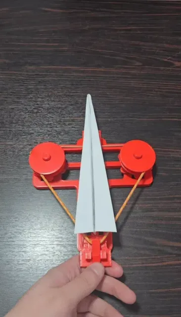 Rubber band paper plane launcher — Image 2 of 7