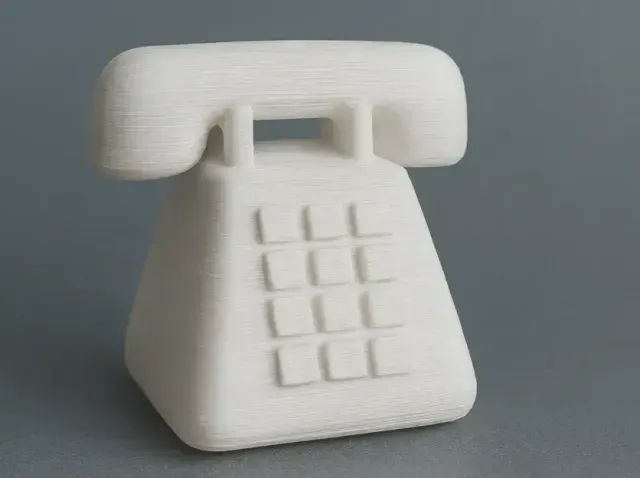 Retro telephone figurine — Image 4 of 4