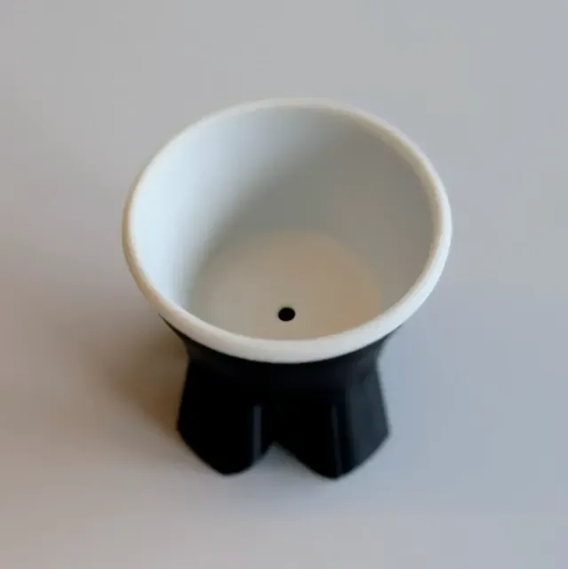 THE BOLD - PLANTER / FLOWER POT — Image 4 of 9
