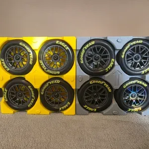 Losi Nascar Tire Holder