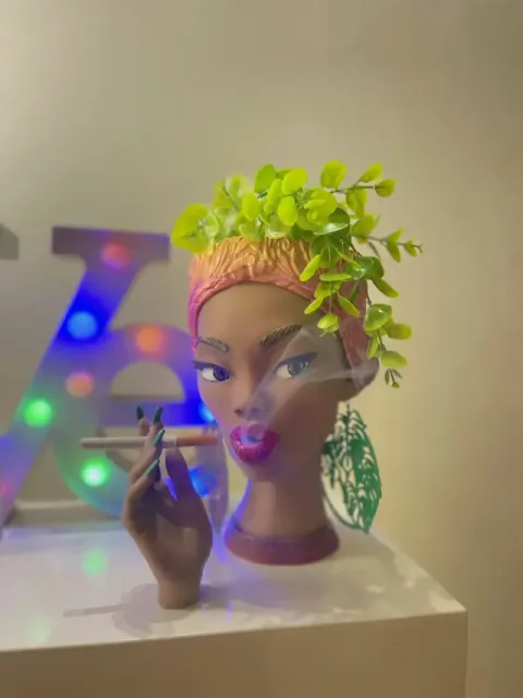 AFRO QUEEN VASE/INCENSE HOLDER/PLANTER — Фото 2 из 9