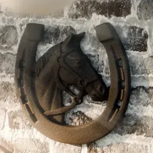 Horseshoe with Horse Head – wall decoration