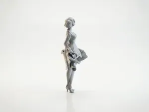 Lady With Flowing Dress Figurine Female 3D Printable
