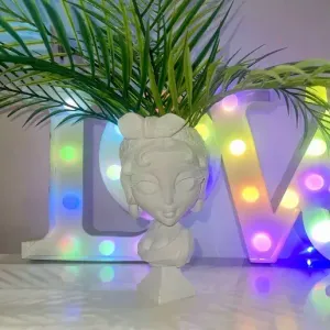 BETTY VENUS PLANTER