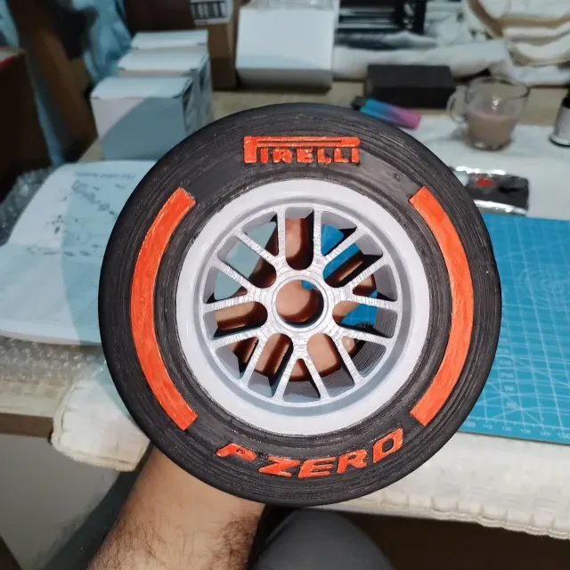 F1 TYRE