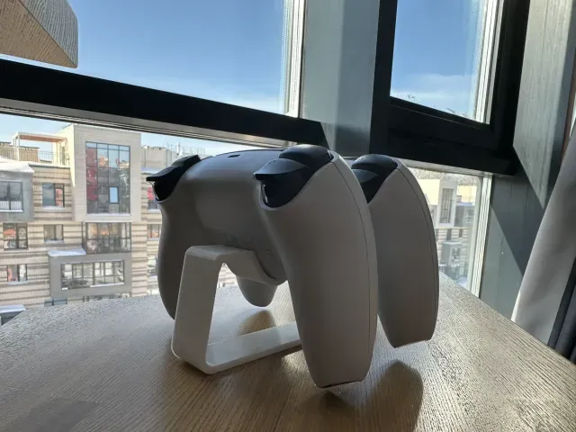 Stand for two PS5 controllers — Фото 4 из 9