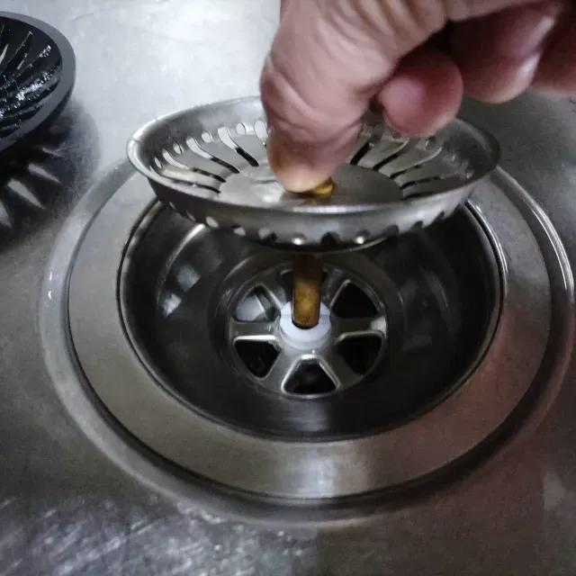 Sink screw.