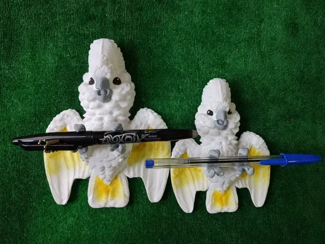 Cockatoo Magnetic Pen Holder — Image 2 of 9