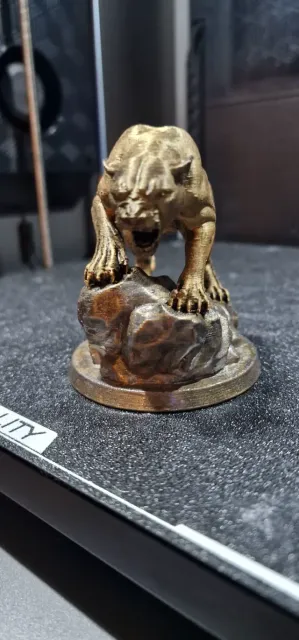 puma attack sculpture — Image 2 of 8