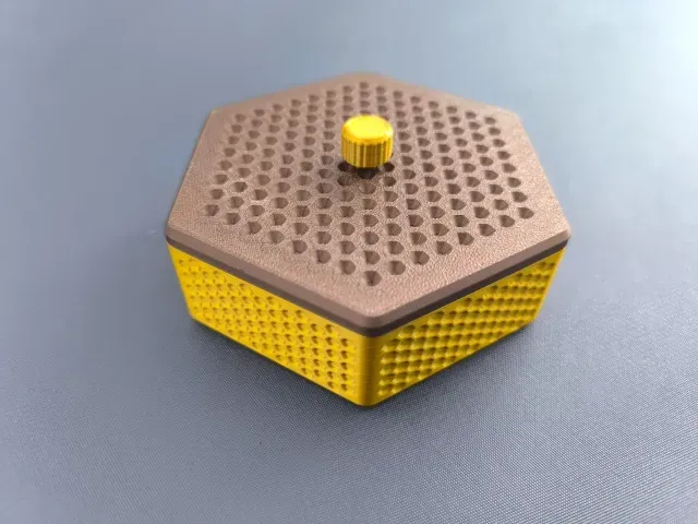 Centrifugal Trick Box - Magnetic Lock — Image 5 of 9