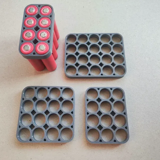 18650 Quad Row Holder Set | Wire Channels (8-24 Cells)