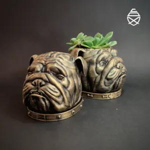 ENGLISH BULLDOG