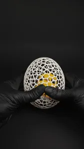 Wind-Up Cute Chick Toy in Crackable Voronoi Easter Egg