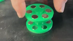 Magnetic suspension V1