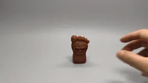 巨脚怪足印伸缩剑