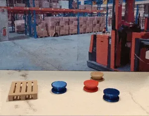 FORKLIFT WITH MOVING FORK (BOARD GAME)