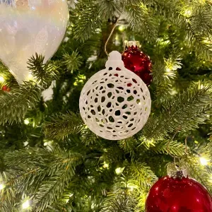 Voronoi Ball Christmas Tree Ornament