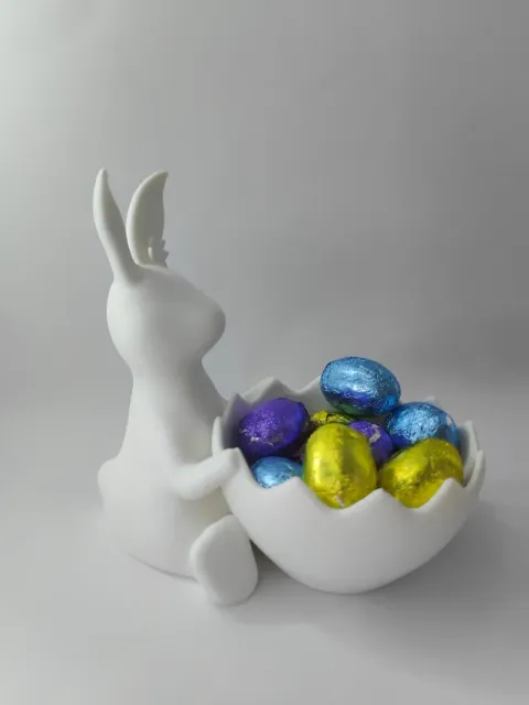 Easter Bunny Girl with Egg Basket — Фото 2 из 9