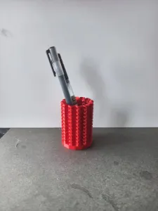 线圈笔筒