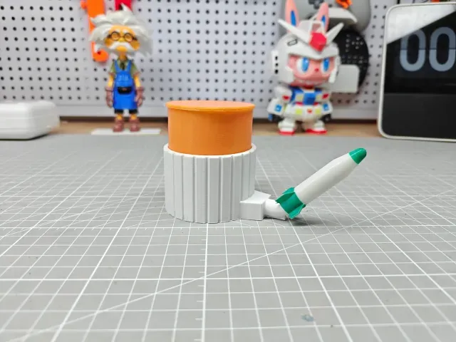 Pneumatic Rocket Launcher Toy — Image 2 of 4