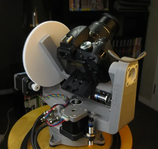 Camera Gimbal by fhuable from Thingiverse — Фото 3 из 9