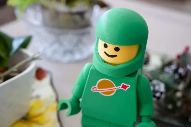 Spaceman Giant Minifigure (16") – Classic & Benny Edition! — Image 7 of 9