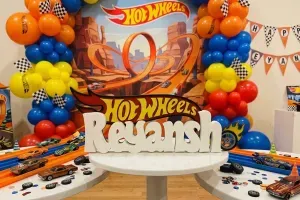🏎️ Hot Wheels Inspired Name Sign: Decor [Reyansh]