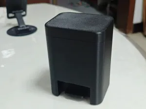 Press-Flip Desktop Trash Can: The “Exquisite Storage Box” for Desktop Cleanliness