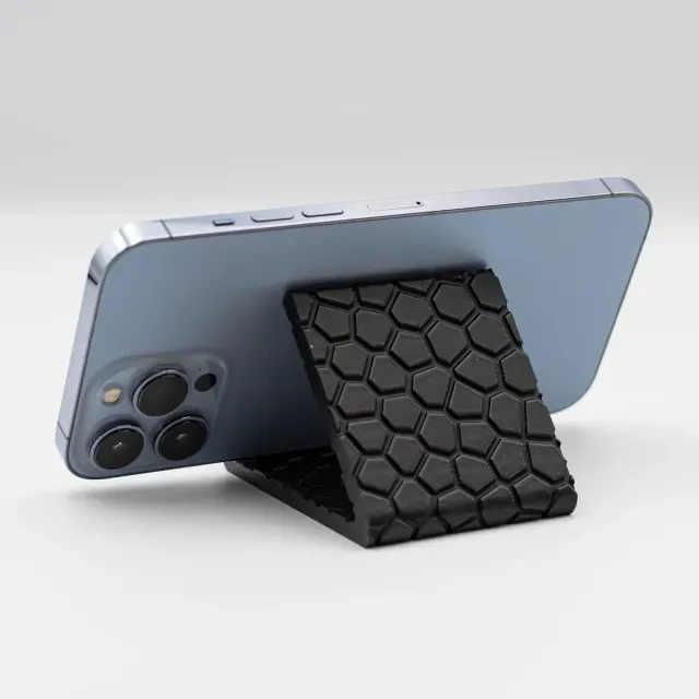 Phone Holders by Polymeria — Image 2 of 9