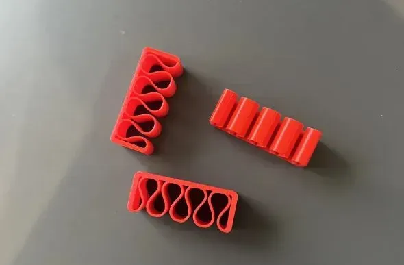 Universal Cable Holder — Фото 2 из 6