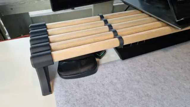 Desktop Organizer: Modular 20mm Dowel System