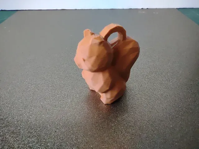 Low Poly Squirrel Keychain / keyring — Image 4 of 6