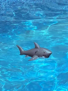 “Inflatable” Shark Floating Toy For Bath/Pool