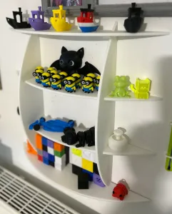 Wall mounted display cabinet