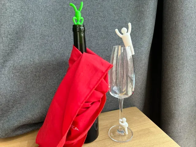 Wine little men