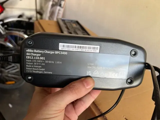 Bosch E-bike charger BPC3400 (4Amps) holder — Фото 4 из 9