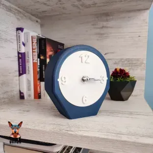 EssentialClock