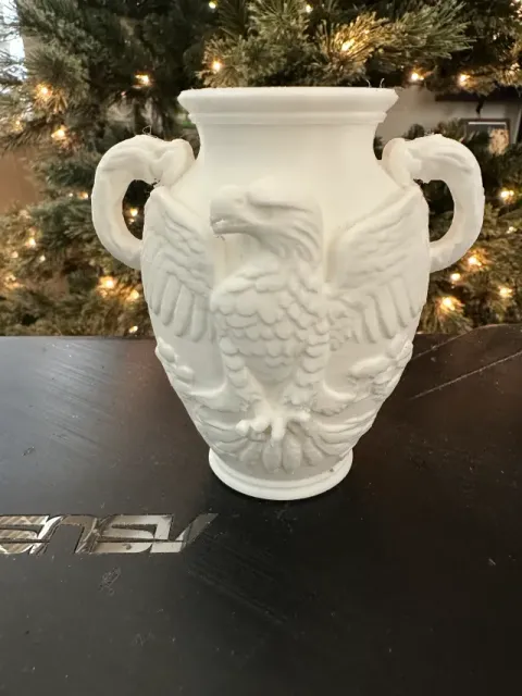 Vase 148 Eagle — Image 2 of 5