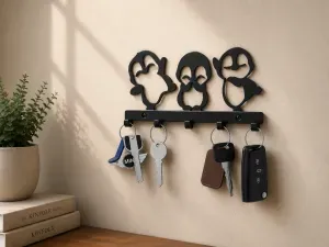 Frosty Friends Key Holder