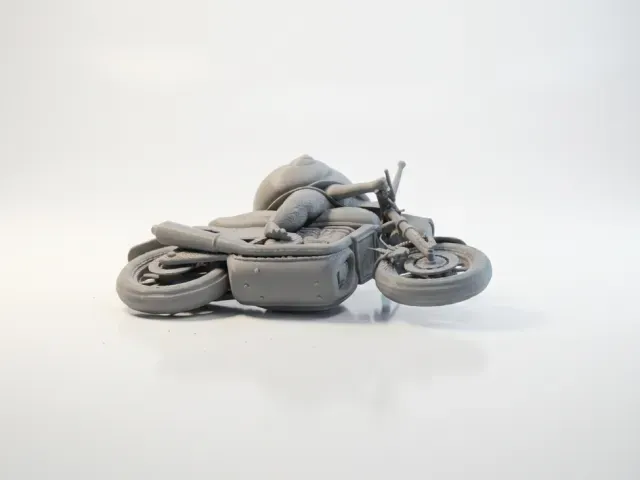 Snail Biker Figurine Animal Sculpture 3D Printable — Фото 4 из 5