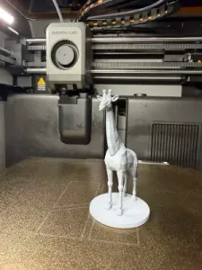 Low Poly Giraffe Statue – Desk Decor 3D Print