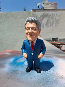Tickle Me Clinton: Interactive Gag Toy & Prank Sound Figure