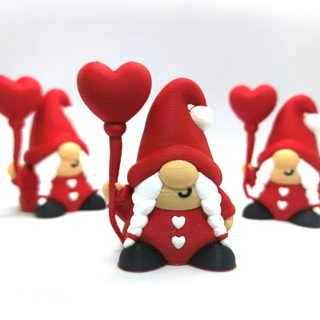 Valentine's Special - Gnome Couple — Image 6 of 9