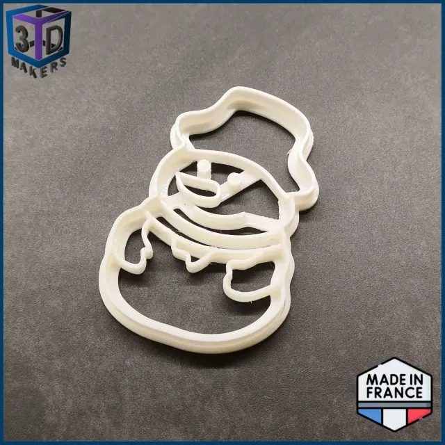 Snowman cookie cutter — Image 2 of 5
