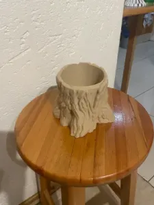 Tree stump planter