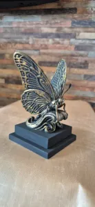 Sculpture deco papillon moderne elegant
