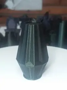 Poligon Vase